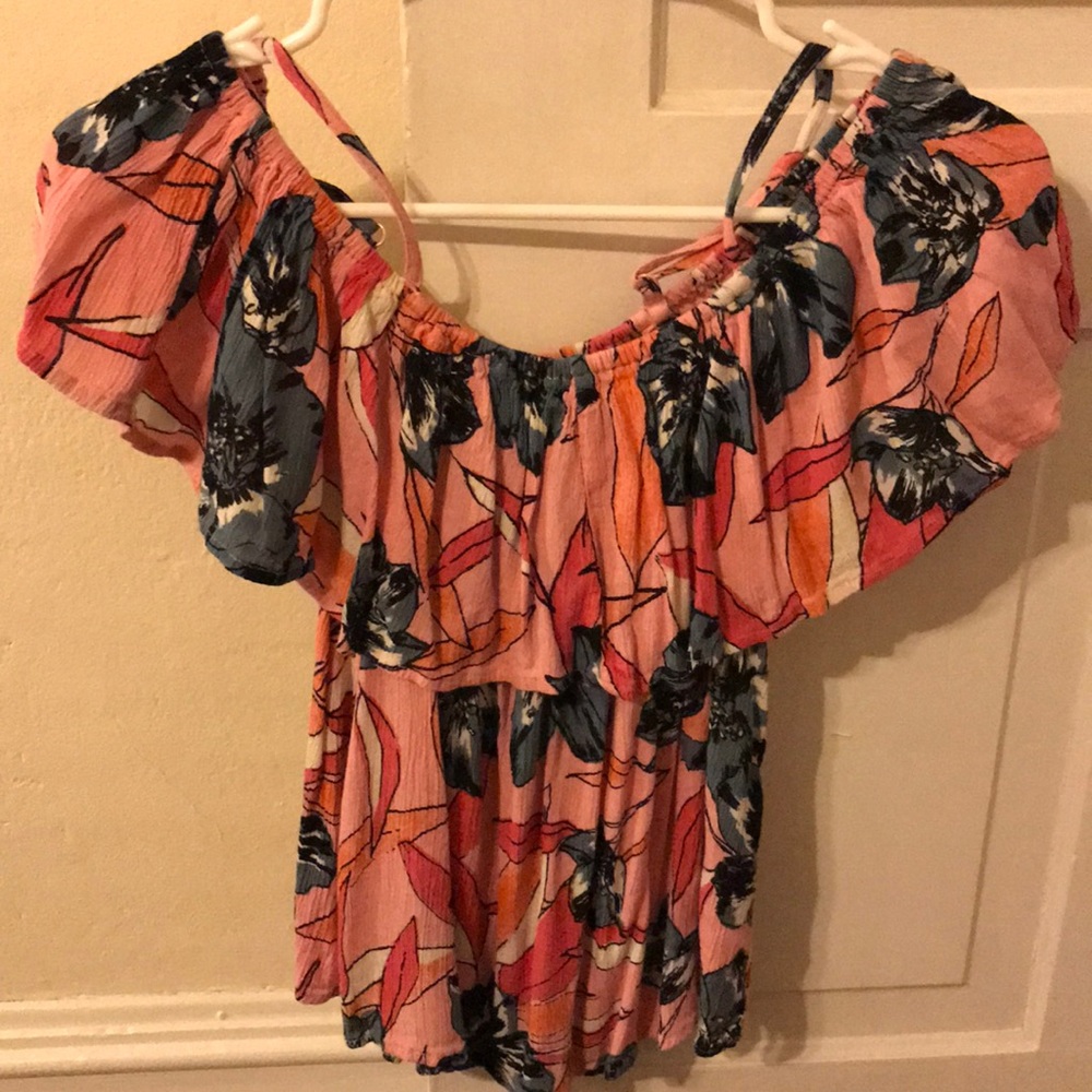 Billabong women’s shirt